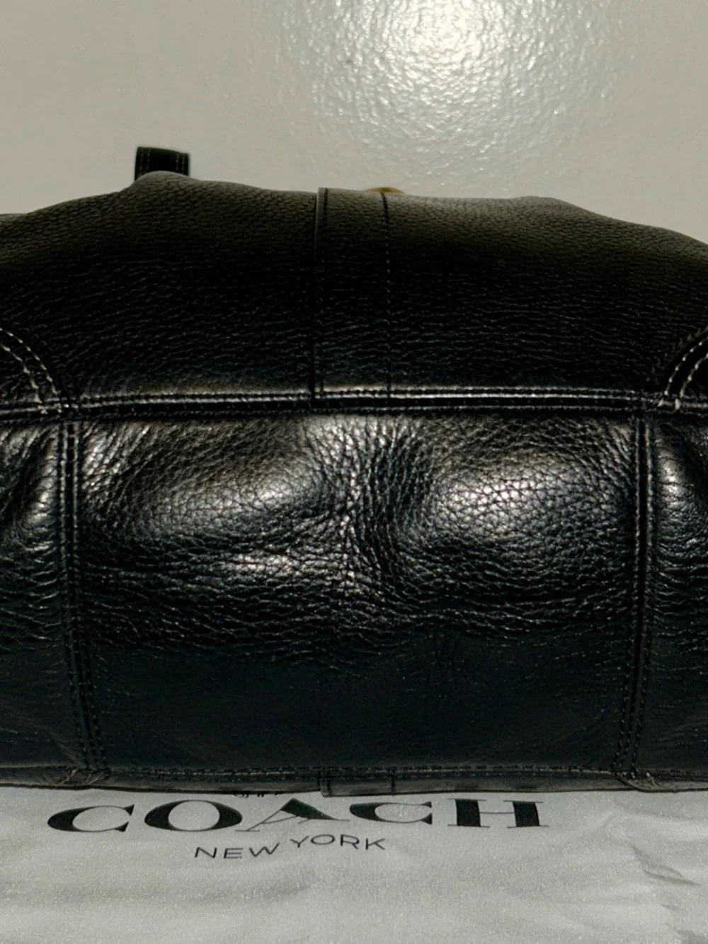 COACH Jackie Horsebit All Leather
Black Handbag Authentic includes Dust Bag! - Picture 5 of 7